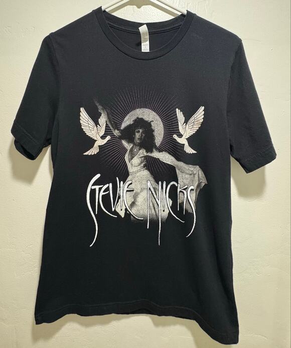 Canvas Other - Stevie Nicks 2025 Tour Dancing Doves T-Shirt Size M Unisex